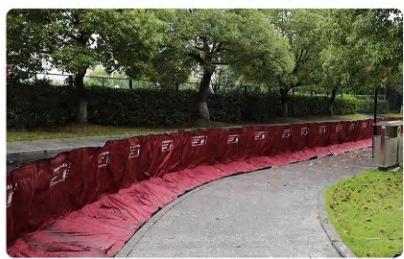 90cm high L-shaped retractable flood barrier