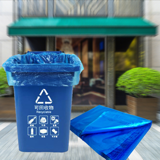 Bl&aring; 240L plastsopp&aring;sar f&ouml;r renh&aring;llningssoptunnor