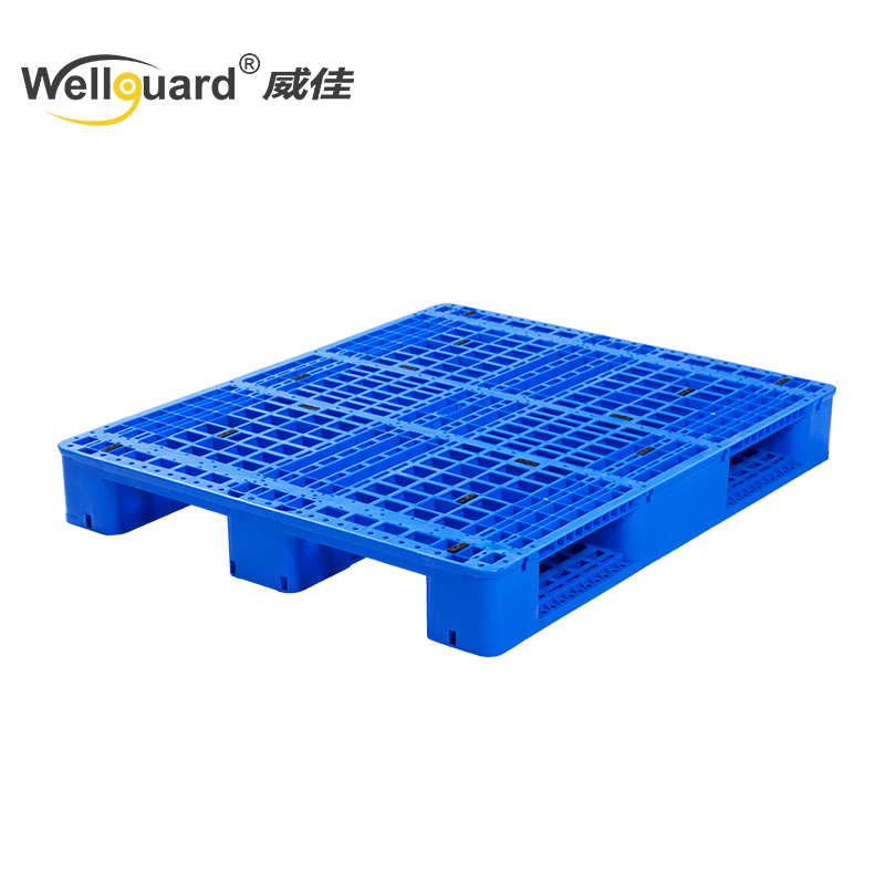 Rackable Plastic Pallet