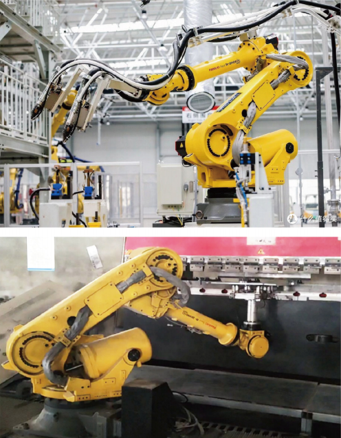 2 Japanese FANUC robots for collaborative production