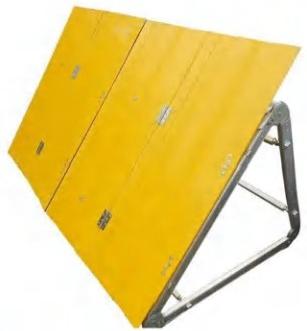 Prefabricated slab dam flood control sub-embankment