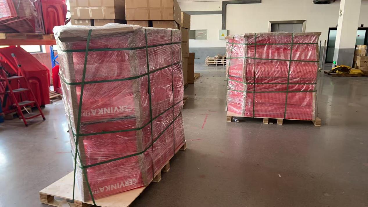 350PCS Flood Barriers