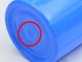 Thickened bottom of industrial plastic bucket